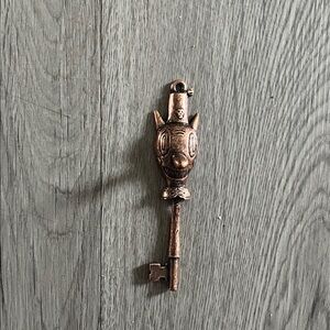 Vintage Bronze Key Wall Decor